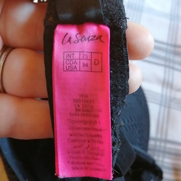 2/$15 LaSenza Bra - Picture 4 of 4